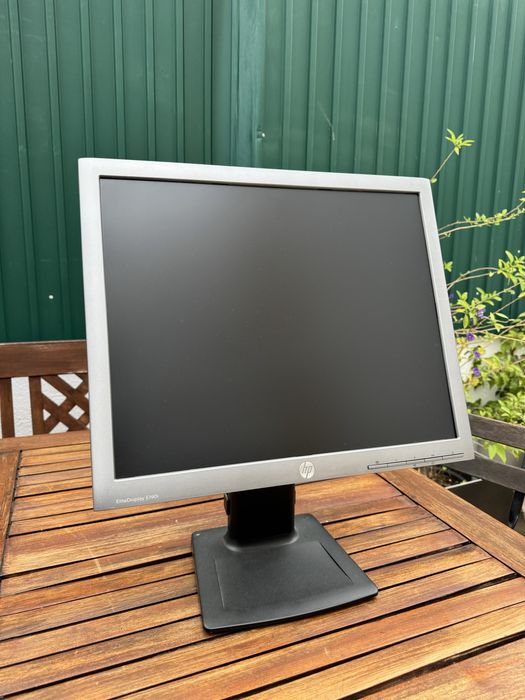 Hp EliteDisplay E190i