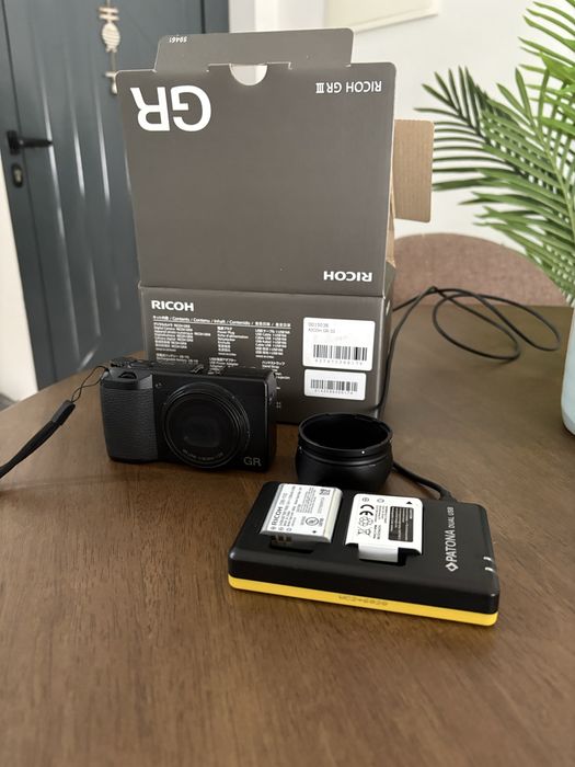 Ricoh GR iii com extras