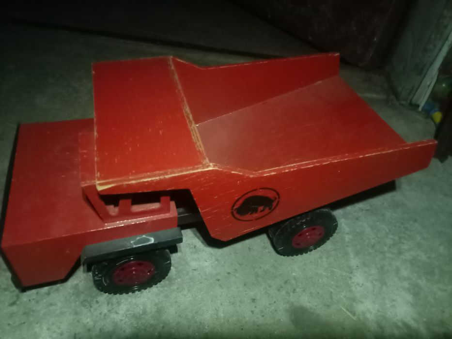 Ретро іграшка самосвал Білаз