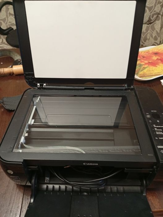 Продам принтер Сanon