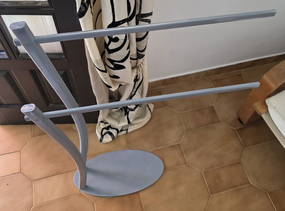 Suporte WC / Toalhas