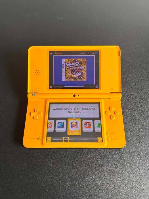 Nintendo DSi XL Amarela com 80+ Jogos