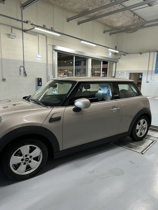 Mini One 2022 3 portas