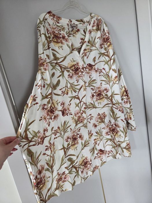 Sukienka z długim rękawem w kwiaty H&M 2XL