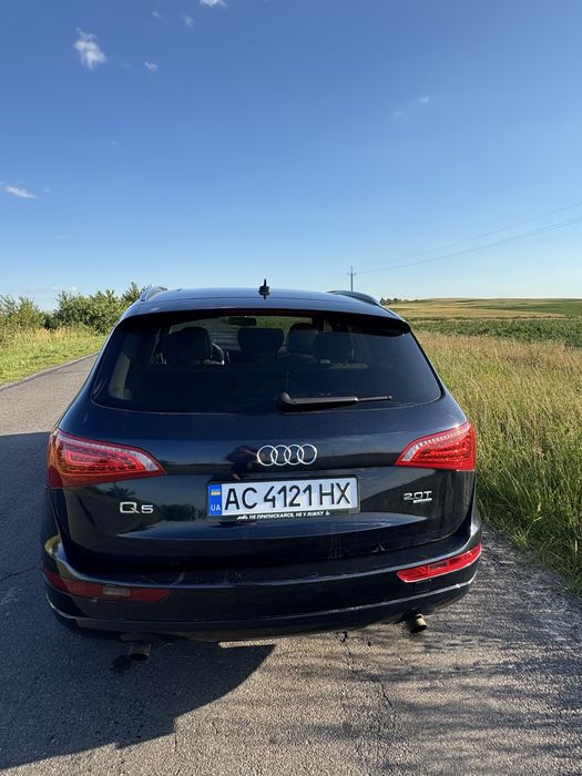 Продам Audi Q5 2010