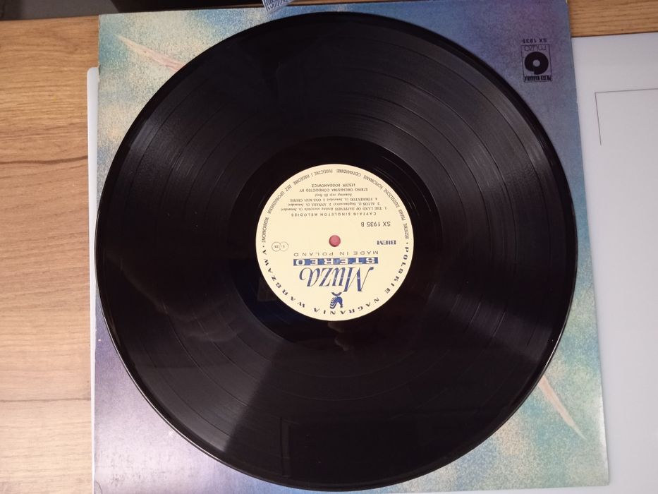 Captain Singleton Melodies winyl