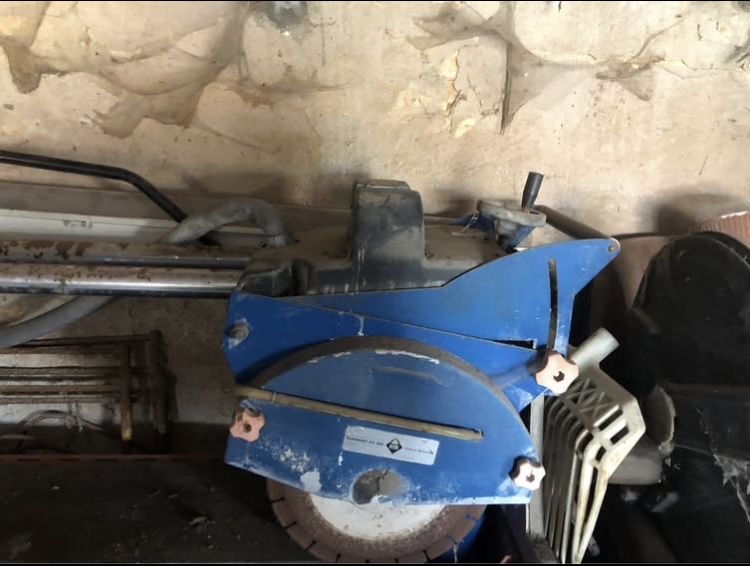 Mesa corte de cerâmica