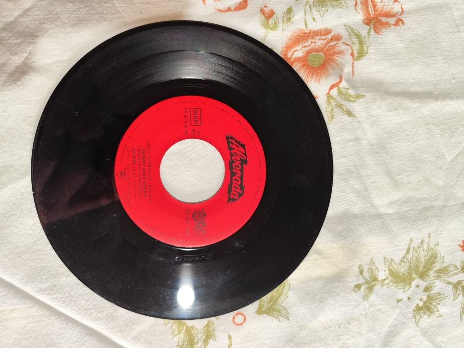 Vendo disco vinil single Quim barreiros 1973
