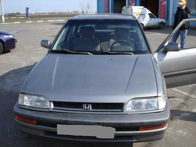 Honda Concerto R фара