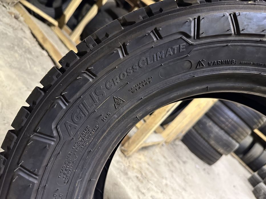 Шина одиночна 205/65r15С Michelin Agilis Crossclimate ! 1шт