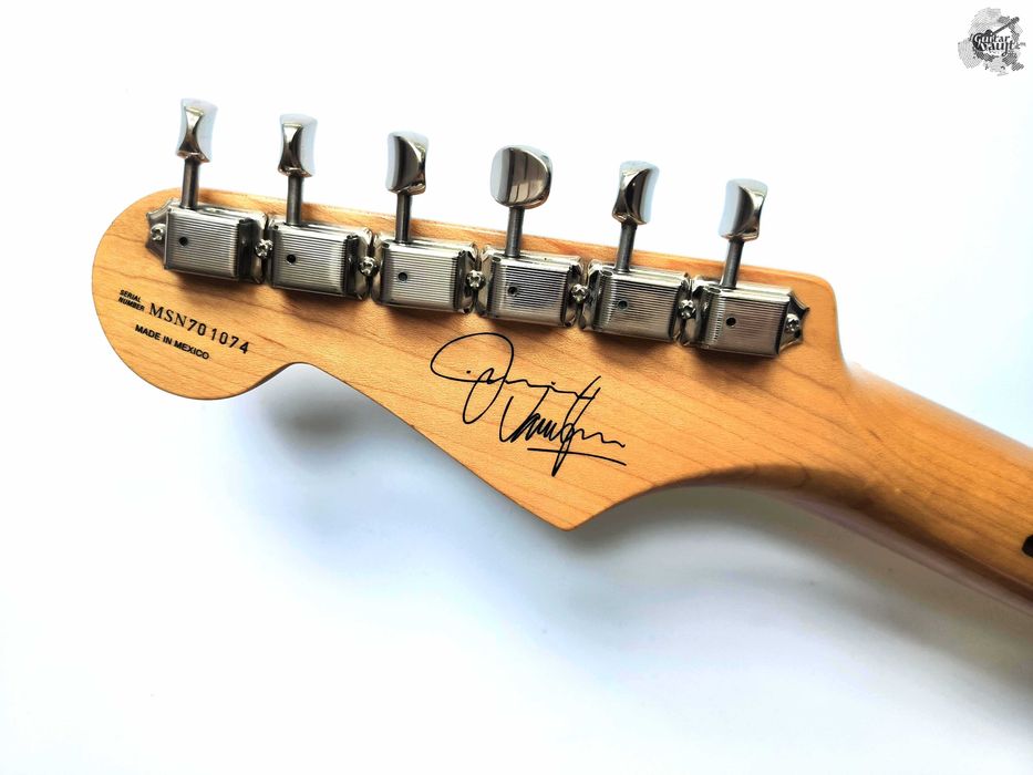 Fender® Jimmie Vaughan '56 Stratocaster® hand-signed '1997 Olympic White