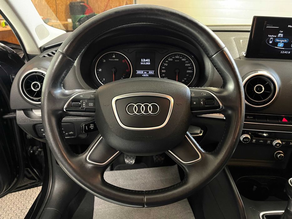 AUDI A3 Limousine 1.6TDi