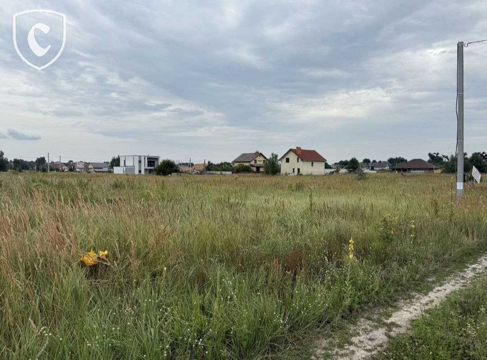 Ділянка 11 сот. з електроенергією, Букаєвиця. с. Старі Петрівці