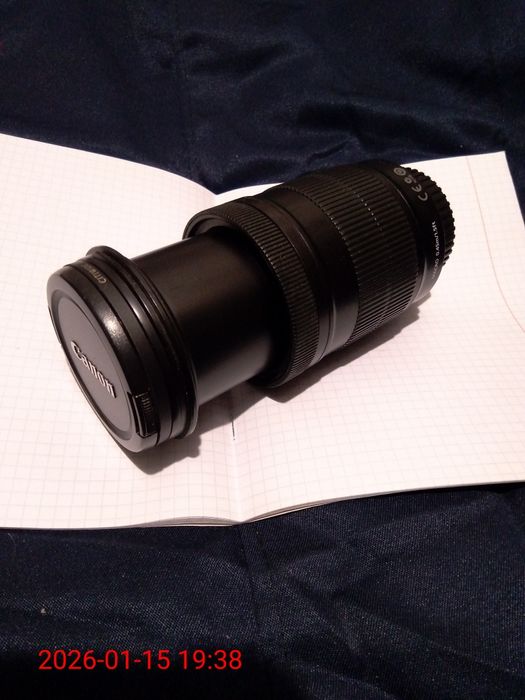 Фото об'єктив кенон EF S 18-135,3.5-5.6