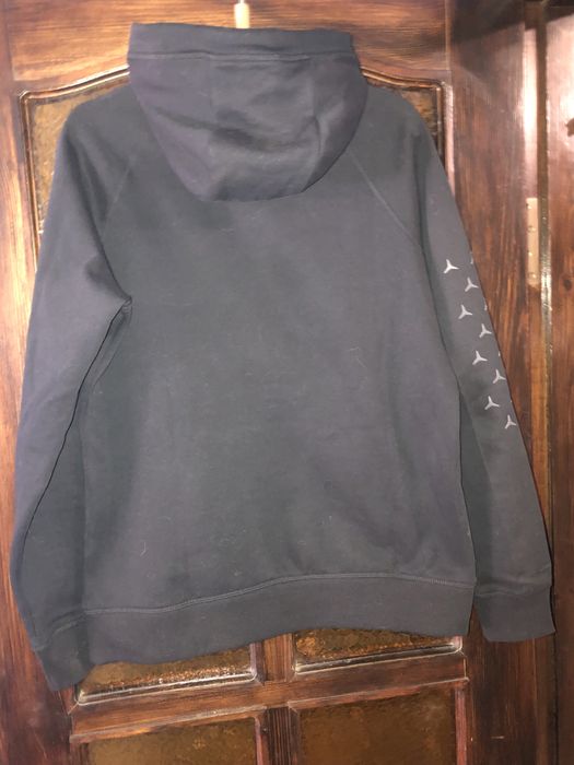 Трикотажное худи с капюшоном, без замка, один сплошной карман, логотип