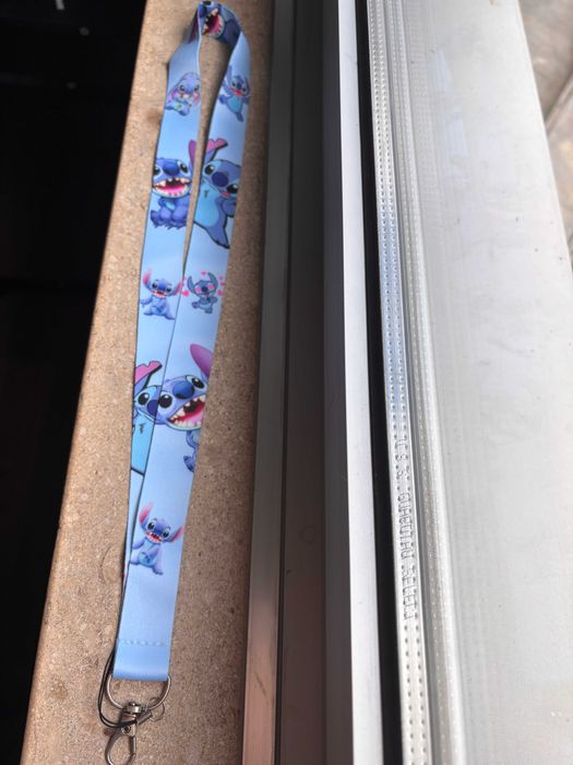 Fita Porta-Chaves / Porta-Cartões – Stitch Azul