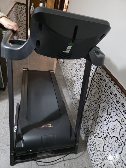 Passadeira Tecnovita Evo T900 nova, dobrável