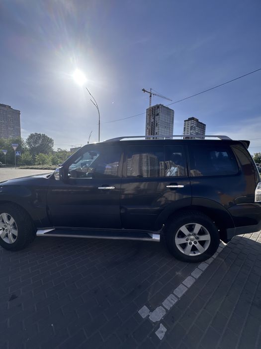 Mitsubishi Pajero 2007 VIN JMYLYV98W7J721787 фото оголошення 4 з 13
