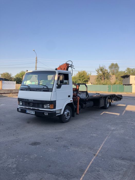 Продам евакуатор-маніпулятор TATA