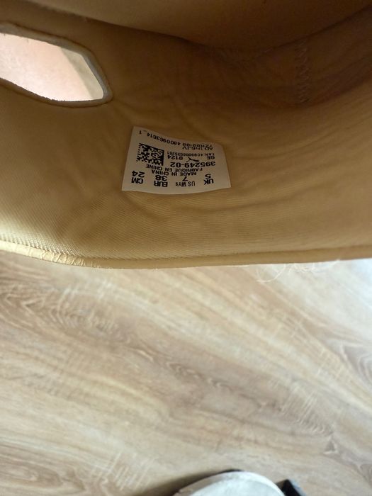 Nowe kapcie damskie Puma