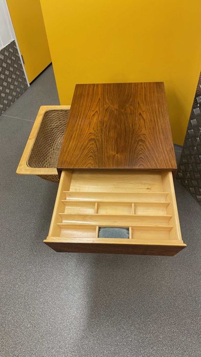 Mesa costureira / apoio Severin Hansen para Haslev Pau Santo