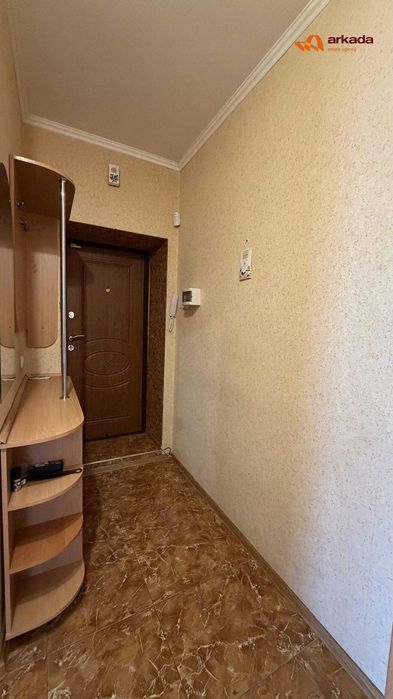 Продаж 2 кім. квартири з ремонтом в районі Каскаду
