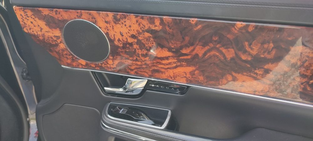 Jaguar XJ 3000 BiTurbo 256km full Extras 2012 vendo troco ou retomo