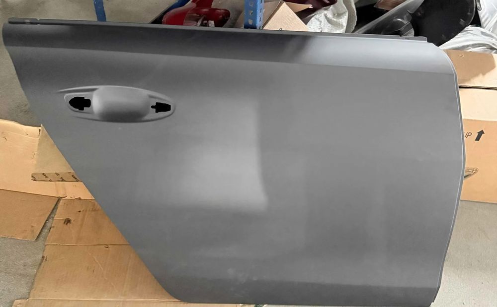 Porta de trás direita Peugeot 508 II