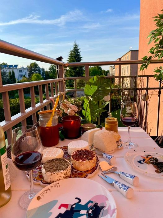 Kozie mleko I sery dostawa do Poznania we wtorki