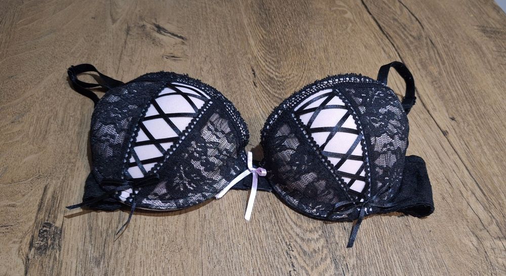 Stanik usztywniany 70B