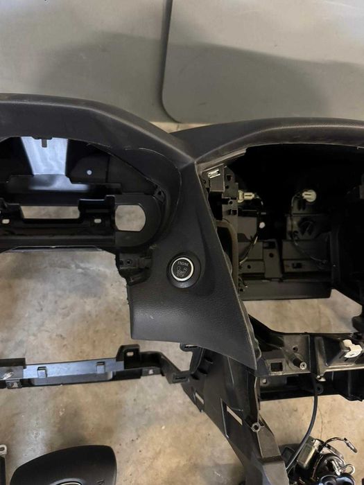 Deska Konsola Poduszki Pasy kurtyny Ford Focus MK3 LIFT EU