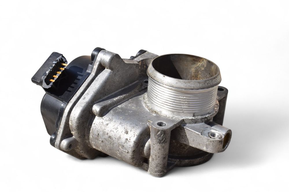 Przepustnica VW PASSAT B6 B7 AUDI A3 8P SKODA OCTAVIA 1.6 TDI 03L128063AD