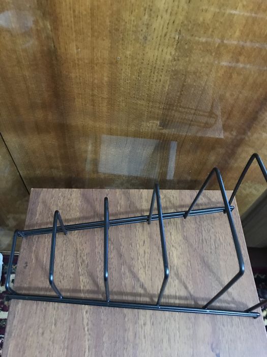 Держатель крышек.