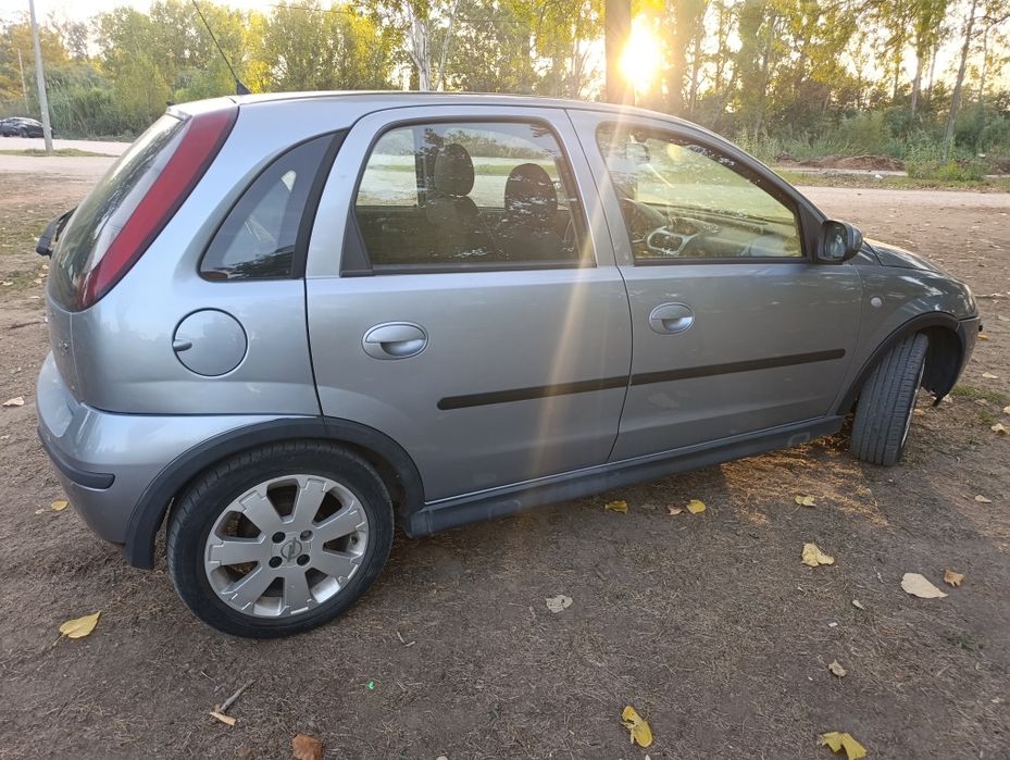 Opel Corsa 1.2 de 2003 — photo 4