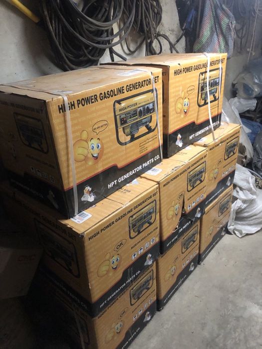 Генератор бензиновый 2.2 кВт. Бесплатная доставка. Масло в подарок.