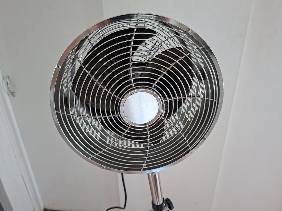 Wentylator stojący