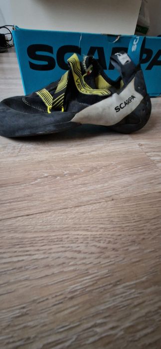 Buty wspinaczkowe Scarpa Veloce 40,5.