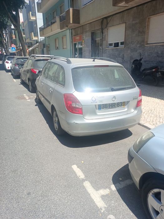 Skoda Fabia Break 1.4 diesel 2008 oportunidade foto 5