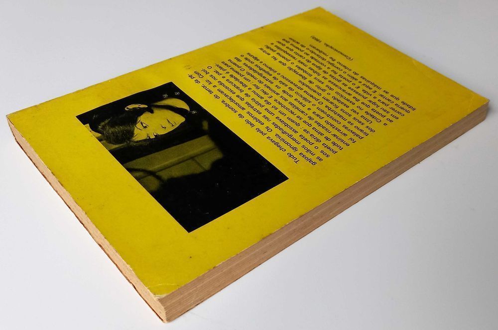1ª edição de 1975: Poemas a Rebate de Natália Correia [Portes Inc]