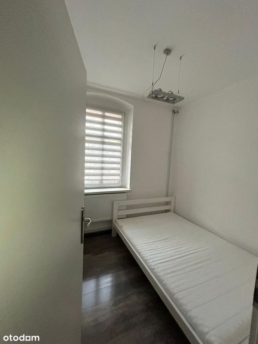 Funkcjonalne mieszkanie w centrum Katowic do odświeżenia! - Widok 2