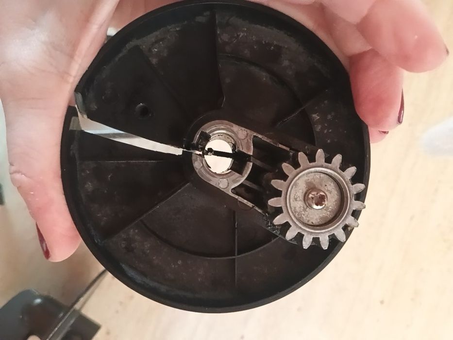 Robot planetarny Zelmer (uszkodzona głowica)