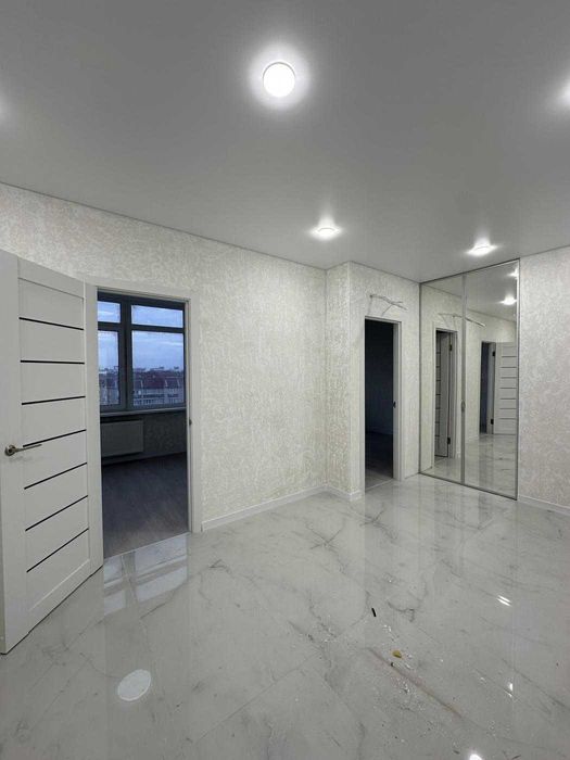 2 комнатная квартира с ремонтом в новом доме. Всегда работают лифты