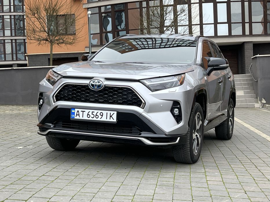 Toyota RAV4 PLUG-IN HYBRID авто продаж