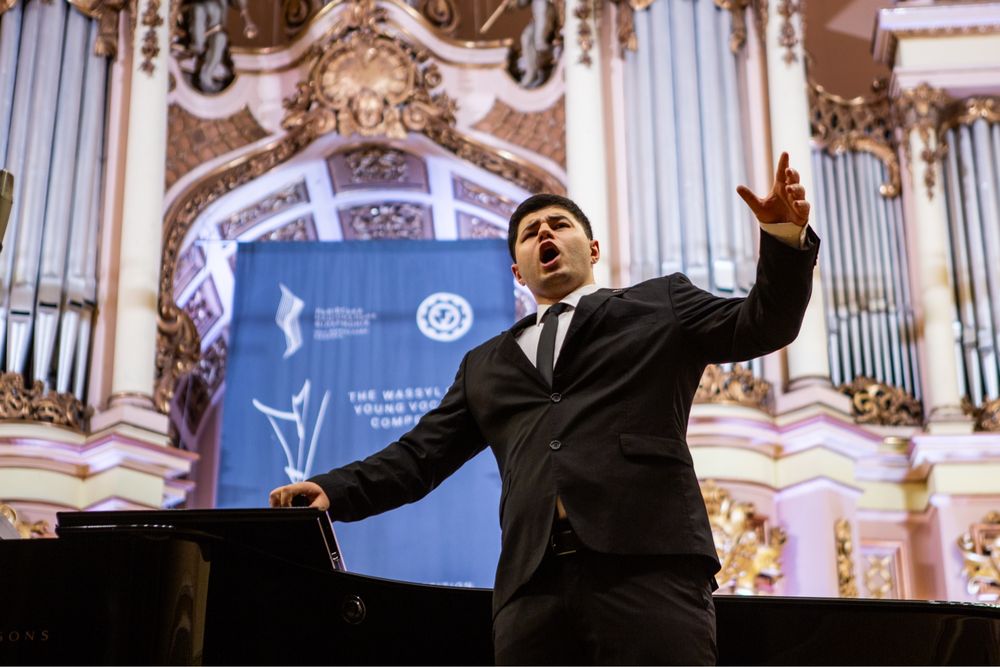 Приватні уроки вокалу онлайн | Приватные уроки вокала| Школа AivaVoice