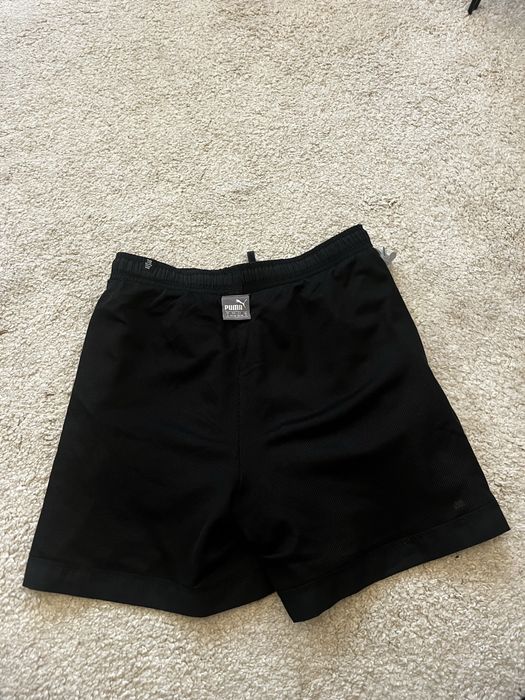 Czarne spodenki Puma S