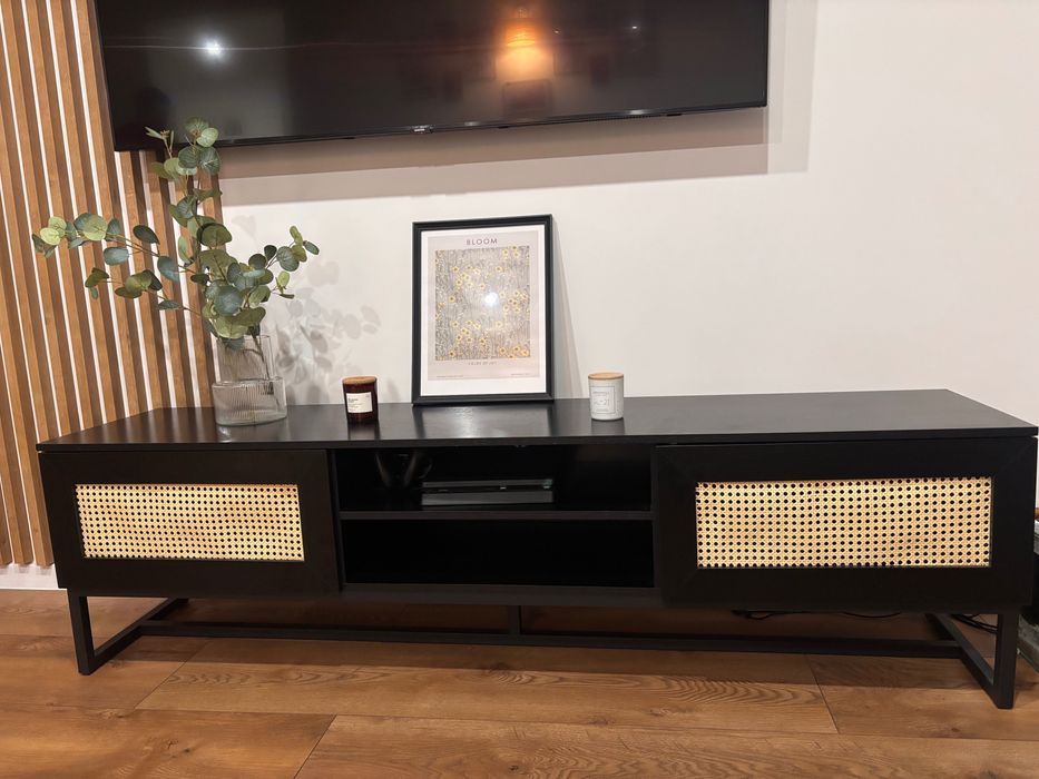 Szafka RTV rattanowe fronty