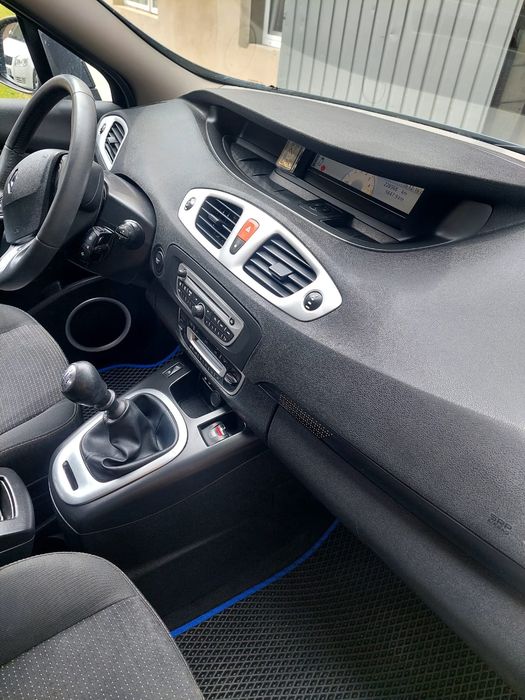 Renault Megane Scenic