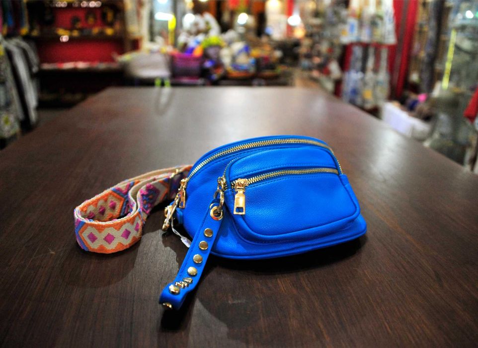 Bolsa de cintura em pele PU