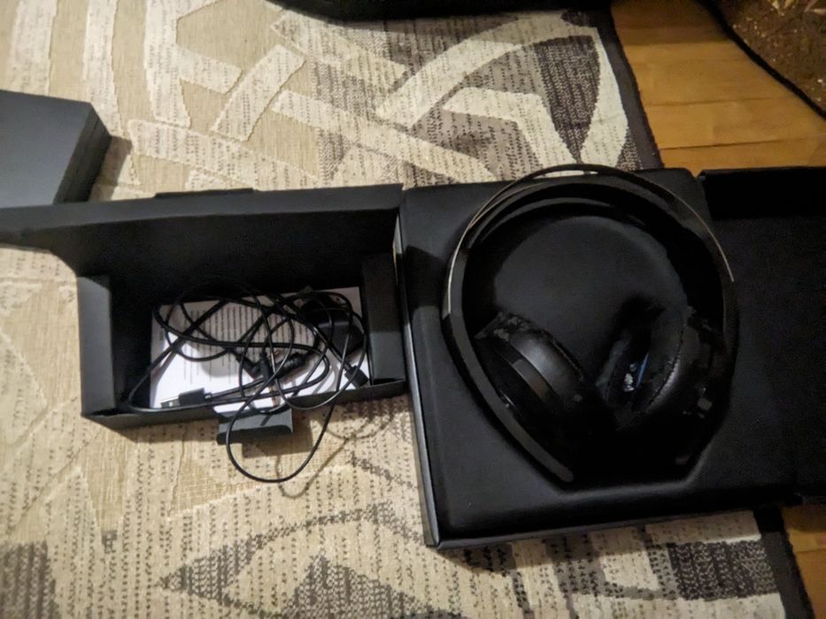 Комплект Platinum Wireless Headset для PS4/PS5