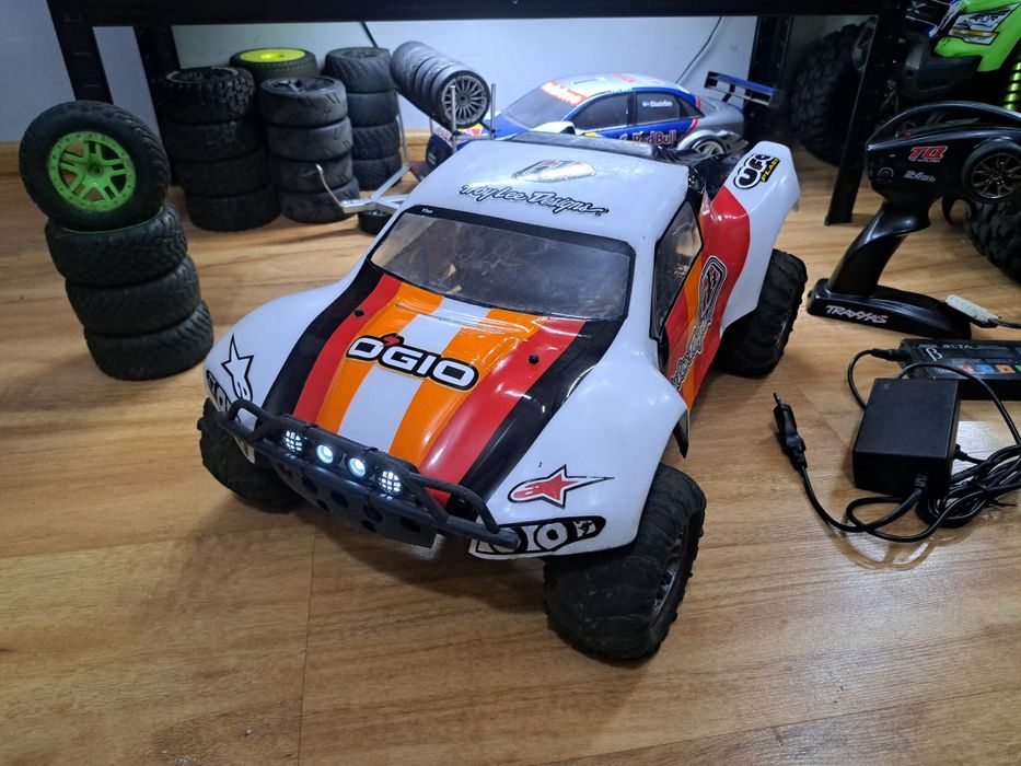 Traxxas slash 4x4